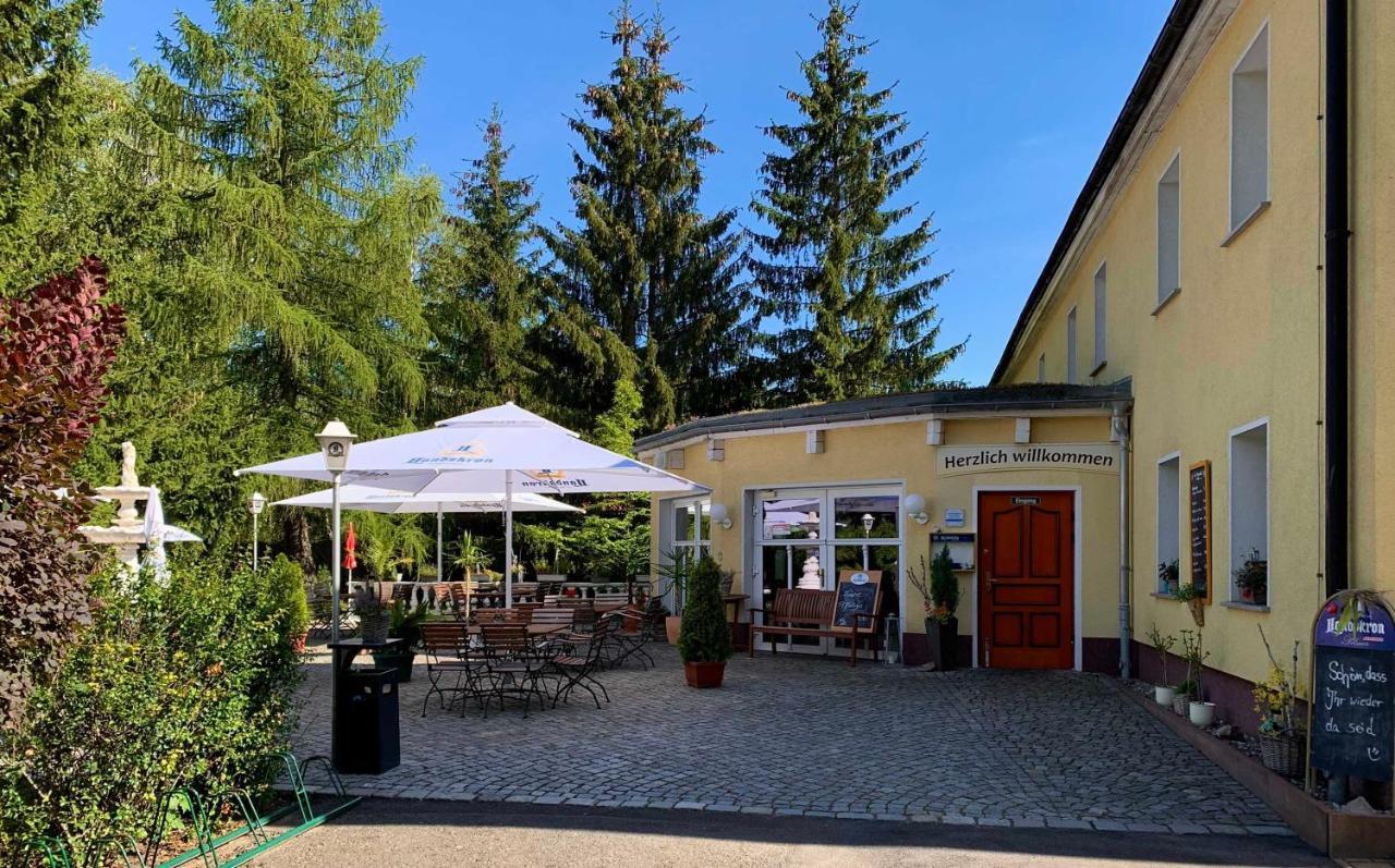 Pension Am Waldguertel Forst  Bagian luar foto